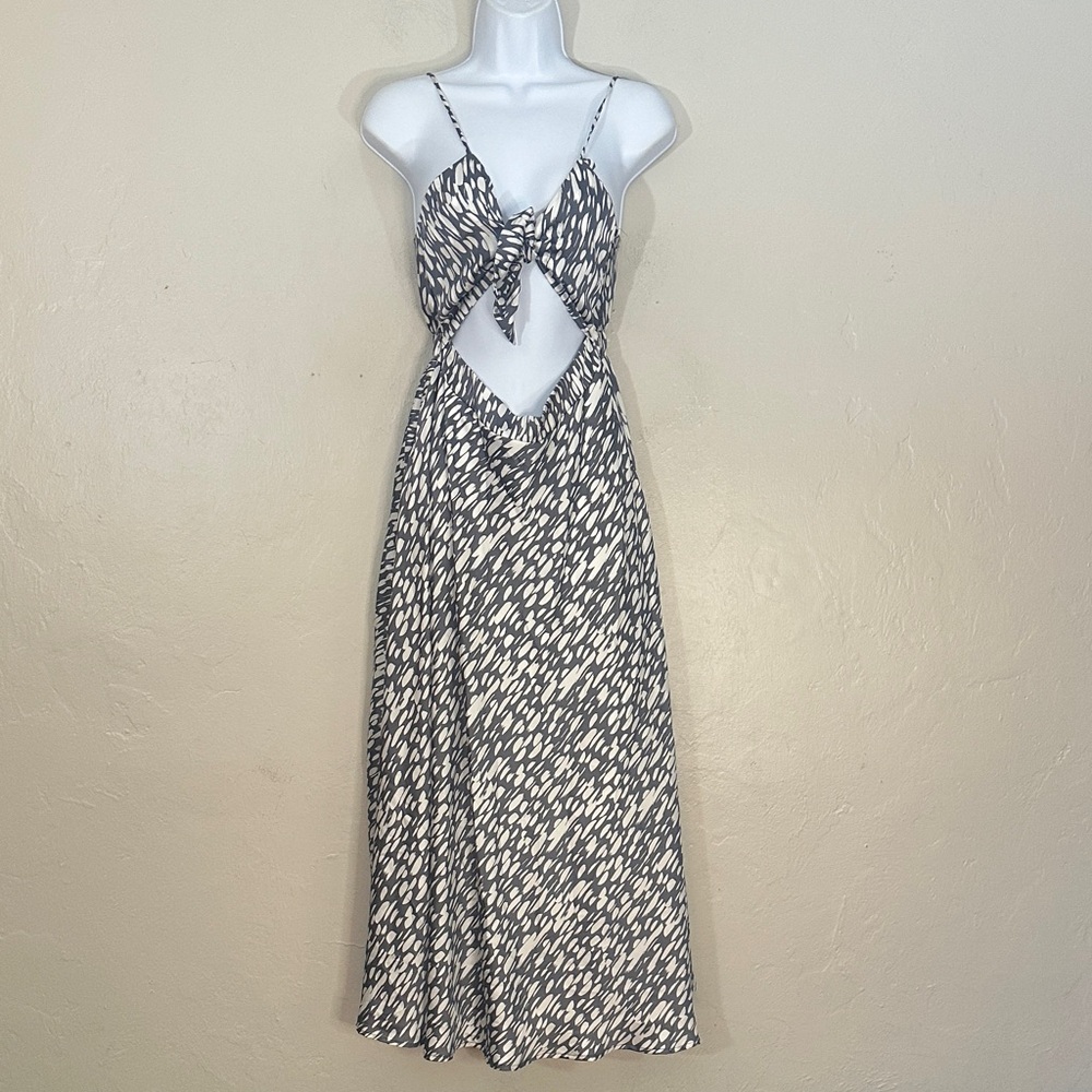 Vici Black and White Midi Dress